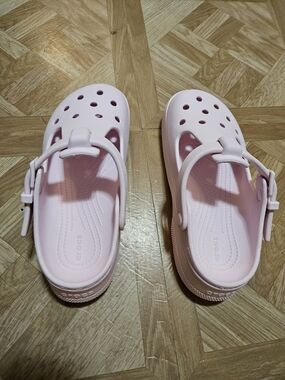 CROCS W5/M3 Classic Mary Jane Clog Platform Sandals - Pale Pink